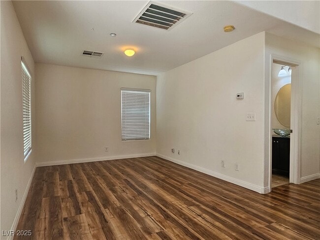 6636 Weeping Pine St in Las Vegas, NV - Building Photo - Building Photo