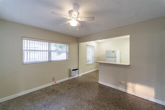 115 NE 4th St in Fort Lauderdale, FL - Building Photo - Building Photo