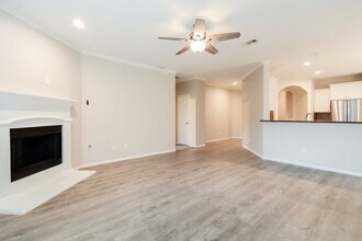 123 Pike Mill Pl in Montgomery, TX - Building Photo - Building Photo