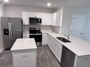 8550 Beckett Chase Wy in Raleigh, NC - Building Photo - Building Photo