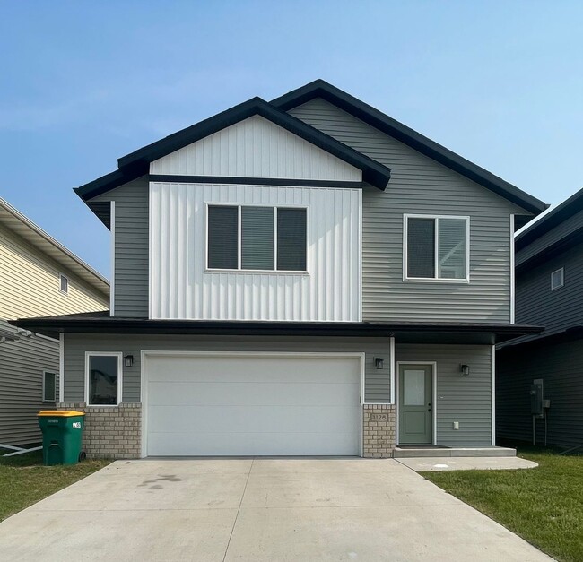 property at 1128 27th Ave W