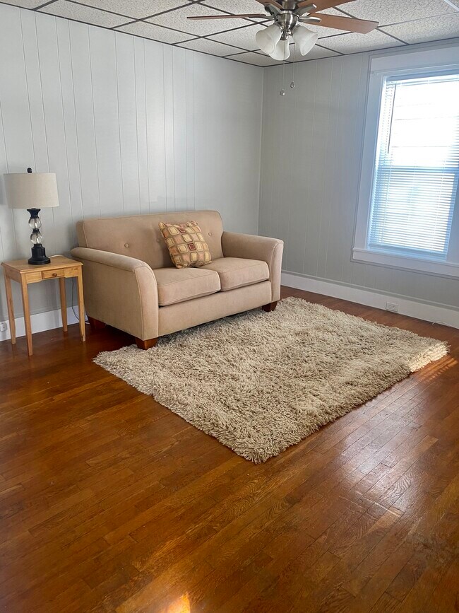 5 Buckman St Rentals in Woburn, MA