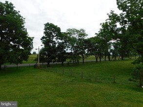 430 Sugar Hill Rd in White Post, VA - Building Photo - Building Photo