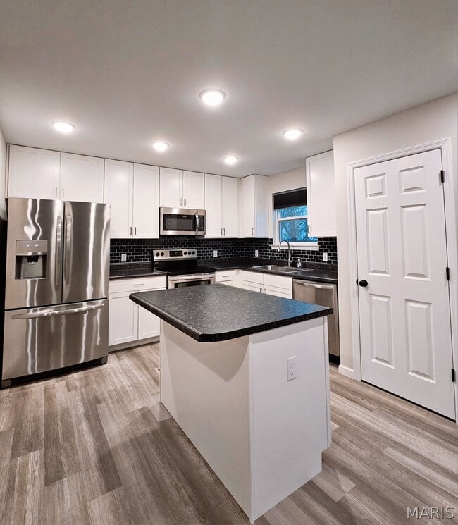 367 Newbridge Wy in O'Fallon, MO - Building Photo - Building Photo