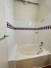 312 W 5th St, Unit 1009 in Los Angeles, CA - Building Photo - Building Photo