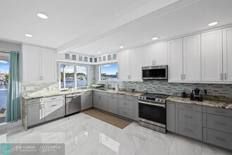2171 SW 23rd Ave in Fort Lauderdale, FL - Building Photo - Building Photo