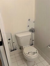 5357 SW 125th Ave in Miramar, FL - Foto de edificio - Building Photo