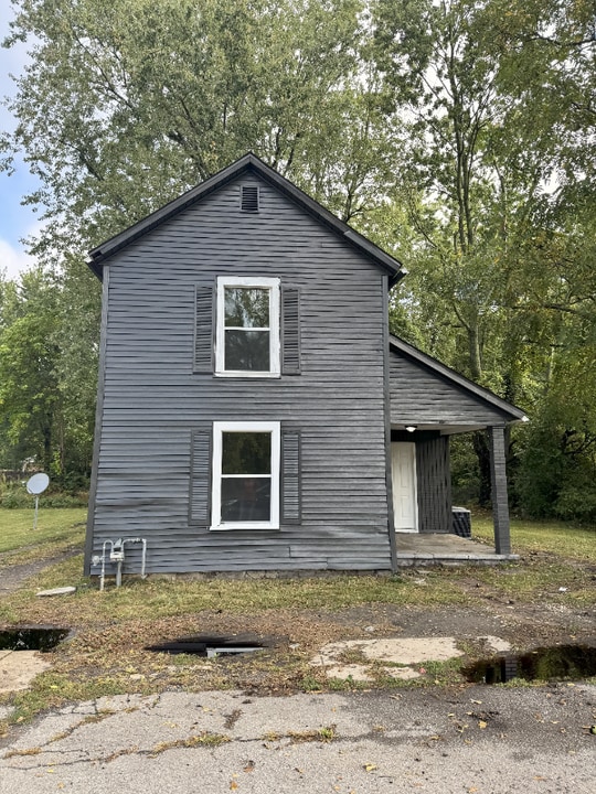 616 Jay Ave in Bellefontaine, OH - Building Photo