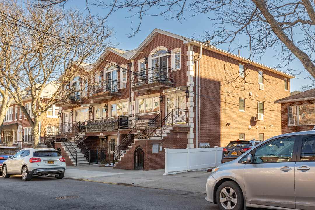 57 Bay 31st St in Brooklyn, NY - Building Photo