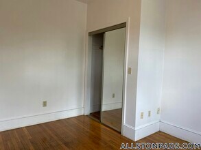 1254 Commonwealth Ave, Unit 7 in Boston, MA - Building Photo - Building Photo