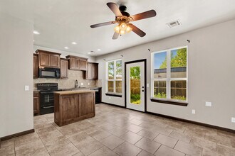 14 NE 7th St in Newcastle, OK - Building Photo - Building Photo