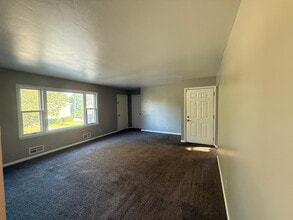 5351 N 83rd St in Milwaukee, WI - Building Photo - Building Photo