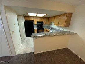 3450 Erva St in Las Vegas, NV - Foto de edificio - Building Photo