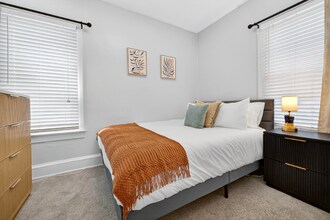 1561 Cordova Ave in Lakewood, OH - Building Photo - Building Photo