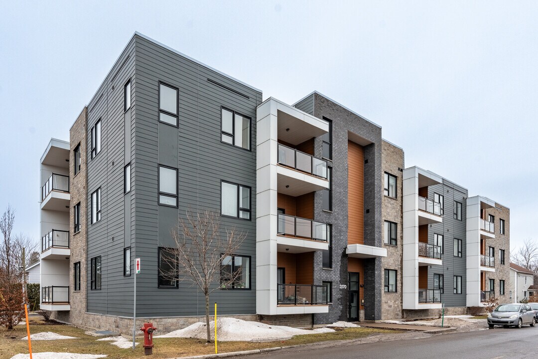 3170 De L'eau-Vive Av in Lévis, QC - Building Photo