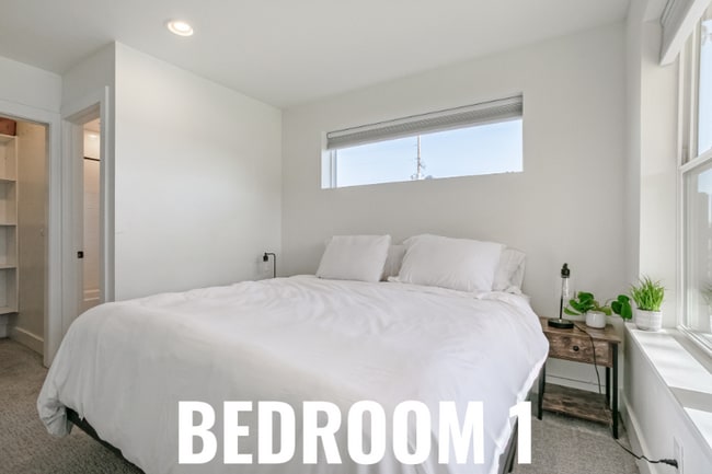 3044 Speer Blvd in Denver, CO - Foto de edificio - Building Photo