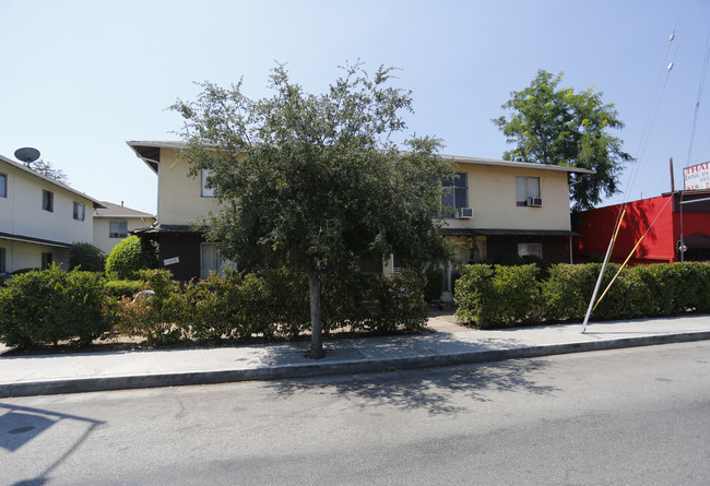 11678 Magnolia Blvd in North Hollywood, CA - Building Photo - Building Photo