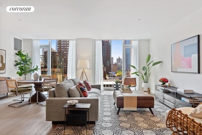 property at 505 W 43rd St
