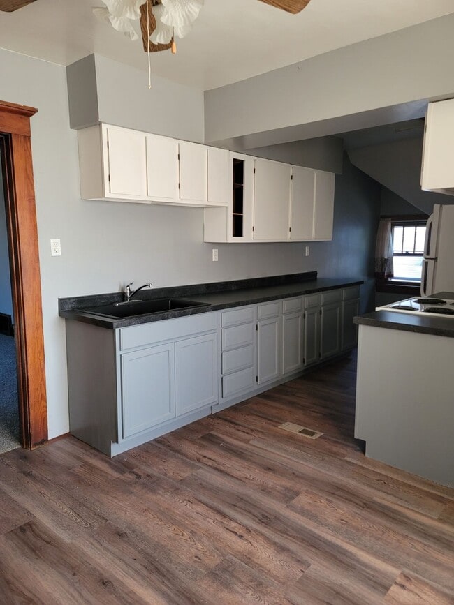 2130 S 15th St, Unit A in Sheboygan, WI - Building Photo - Building Photo