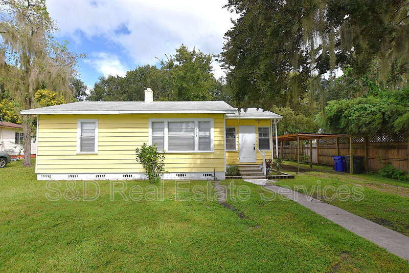 738 E Valencia St in Lakeland, FL - Building Photo