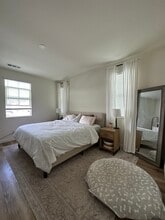 30321 Town Square Dr in Menifee, CA - Foto de edificio - Building Photo