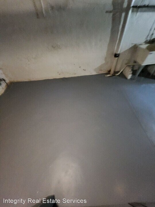 2063 Independence St Photo