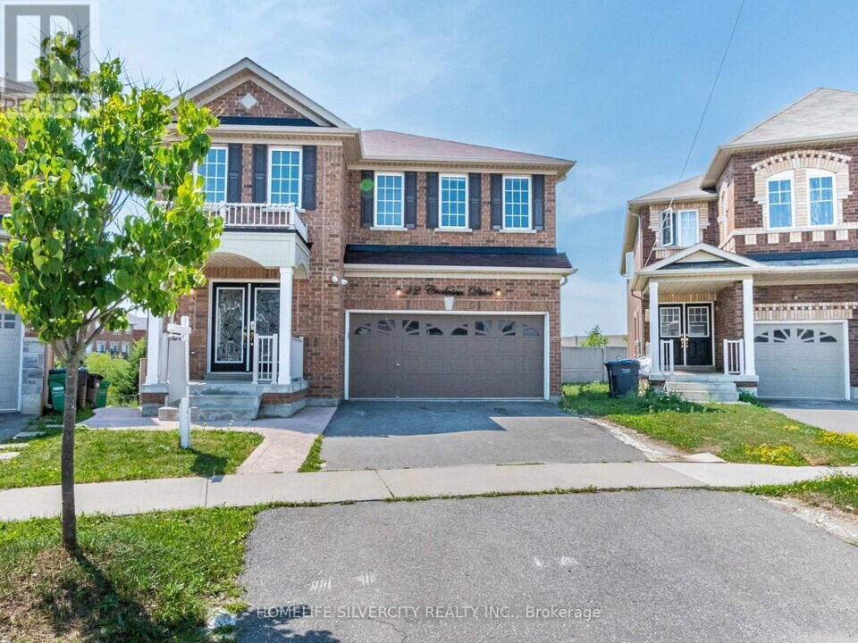 42 Cookview Dr in Brampton, ON - Building Photo
