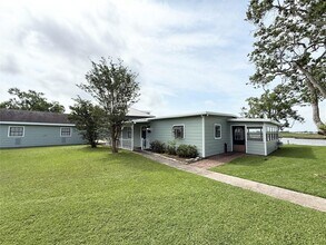 307 Veselka Rd in Freeport, TX - Building Photo - Building Photo
