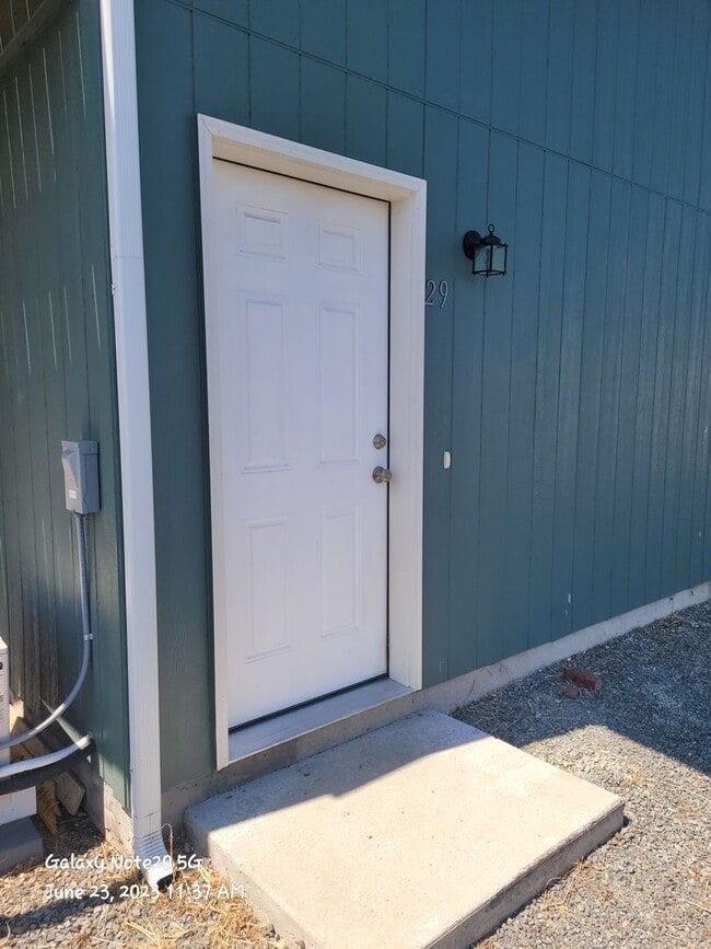 property at 205 S Pacific Hwy