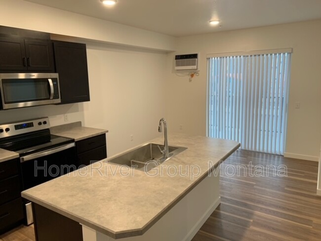 property at 1524 S 11th St W