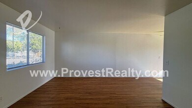 13261 Mohawk Rd in Apple Valley, CA - Building Photo - Building Photo