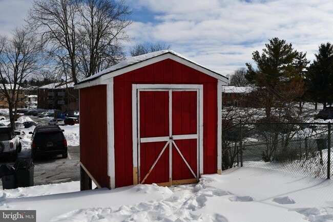 property at 46 Hillside Ct