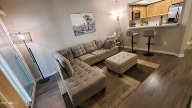 1331 W Baseline Rd in Mesa, AZ - Building Photo - Building Photo