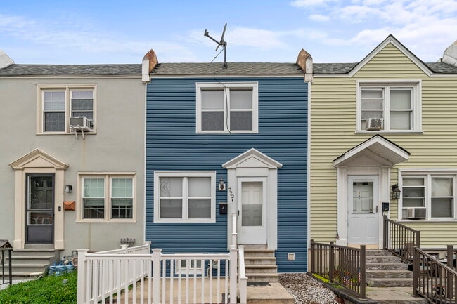 property at 722 Shaw Ave