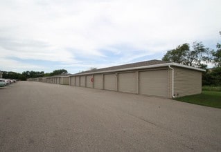 Havenwood Pointe Apartments in Beloit, WI - Foto de edificio - Building Photo