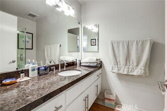 884 Halyard in Newport Beach, CA - Building Photo - Building Photo