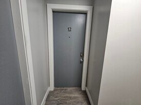 46117 Gore Ave in Chilliwack, BC - Building Photo