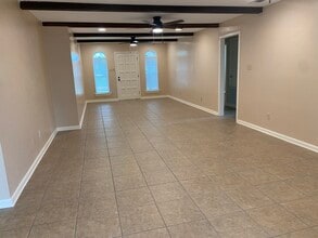 440 Hooper Dr in Kenner, LA - Building Photo - Building Photo
