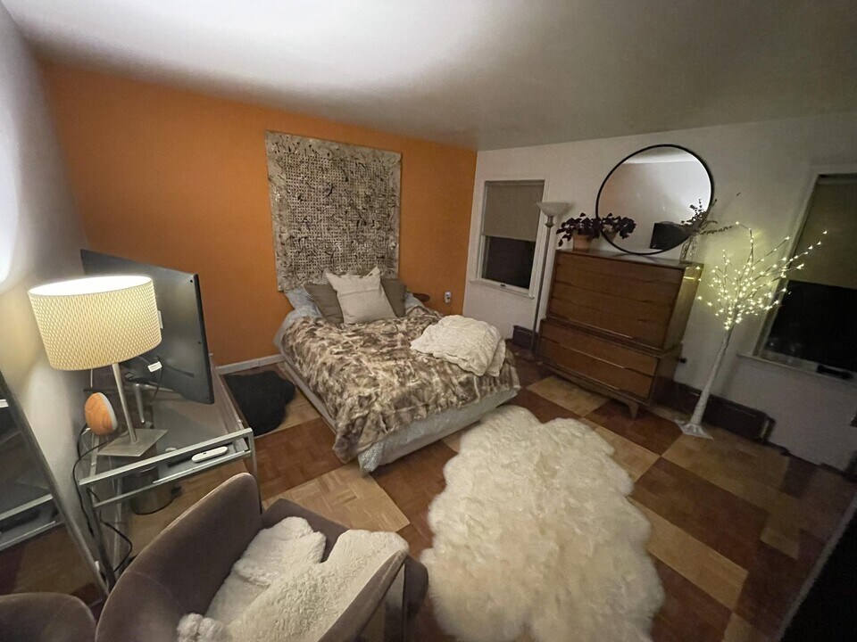 16 Bonticou View Dr, Unit Upstairs Apartment in New Paltz, NY - Foto de edificio