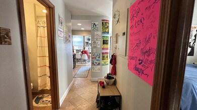 17 Burney St, Unit 3 in Boston, MA - Building Photo - Building Photo