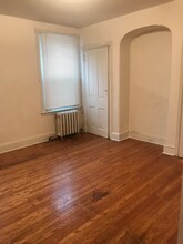 42 W Duval St in Philadelphia, PA - Building Photo - Building Photo