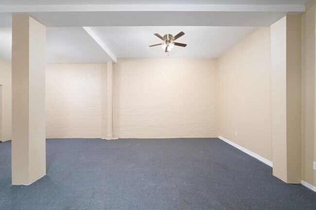 805 Clinton St in Hoboken, NJ - Building Photo - Building Photo