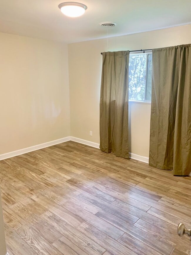 property at 3500 Friendly Hope Rd