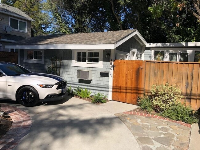 property at 301 Los Gatos Blvd