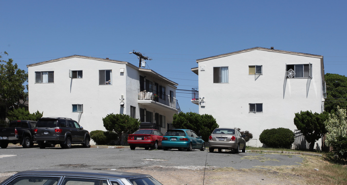 2549-2551 Fairmount Ave in San Diego, CA - Building Photo