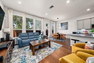 5003 Lehman Oaks Dr in Houston, TX - Building Photo - Building Photo