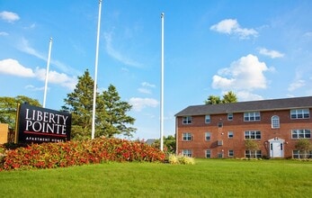 Liberty Pointe in Newark, DE - Building Photo - Building Photo