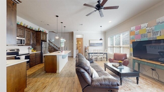 105 Luther St in College Station, TX - Building Photo - Building Photo