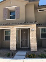 9 Alamere Falls Dr in Las Vegas, NV - Building Photo