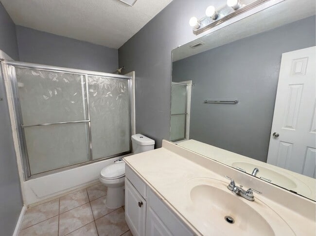 8926 Diamond Lake Ln